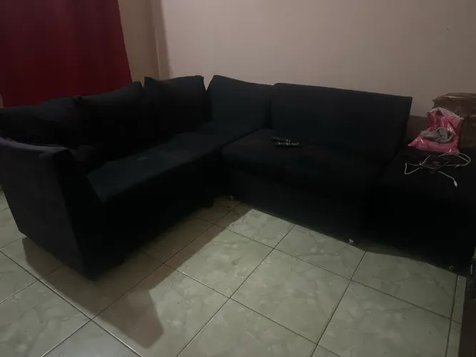 Sofá barato para desocupada .
