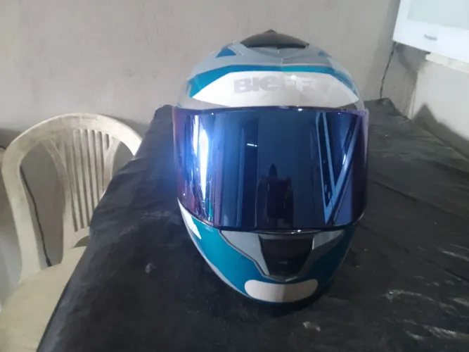 Capacete