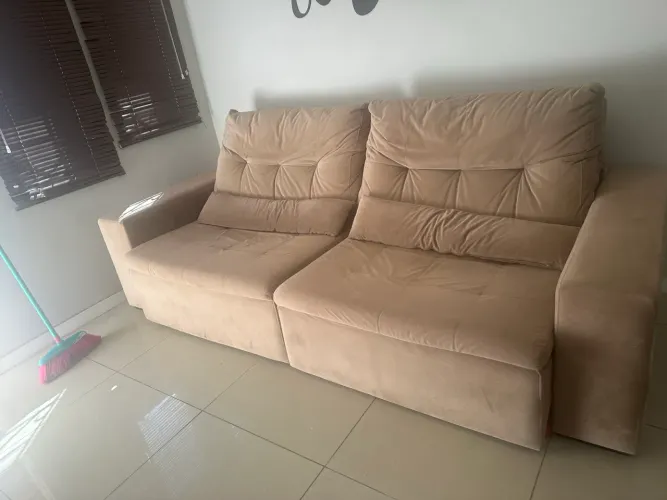 Sofá retrátil