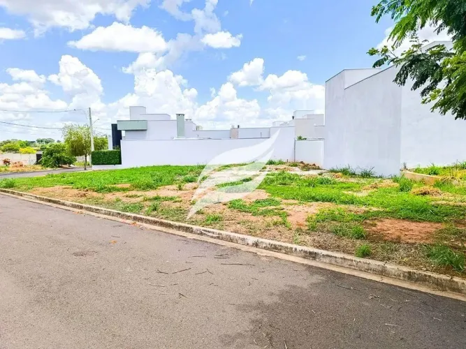 Condomínio Mansour - Lote 389 m² à venda no Condomínio Mansour em Araçatuba