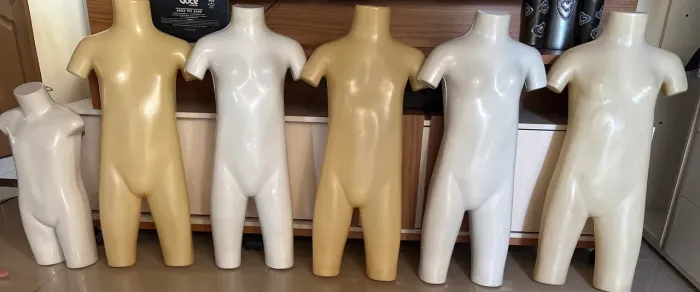 Lote 6 Manequins Infantis / Torsos de Plástico para Lojas
