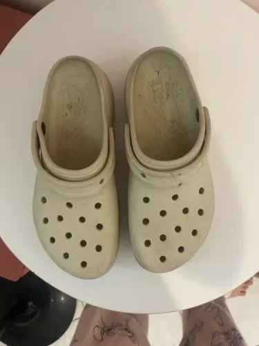 Crocs original,tamanho 38 cor bege