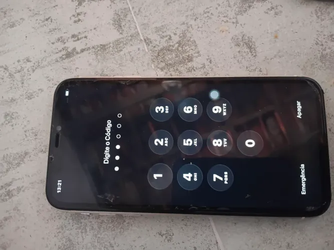 Iphone 11 64gb troco em Android com volta