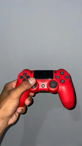Controle original PS4 DualShock 4 vermelho