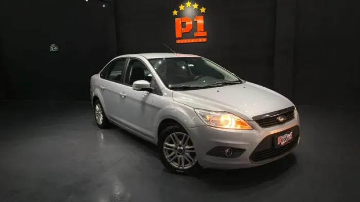 Ford Focus 1.6 S/1.6 SE Flex 16V 5P AUT 2013