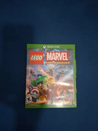 Lego Marvel Super Heroes Standard Edition (físico)