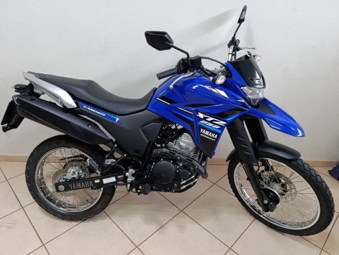 XTZ 250 LANDER blueflex ABS 2024 baixo km