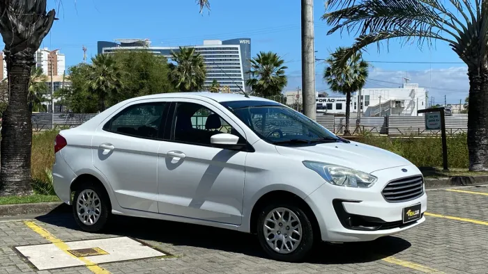 Ford KA 1.5 Sedan SE Plus 12V Flex 4P Mec. 2019