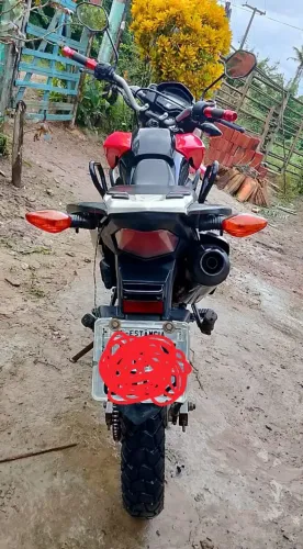 Pneus novo, relação recém trocada, moto revisada