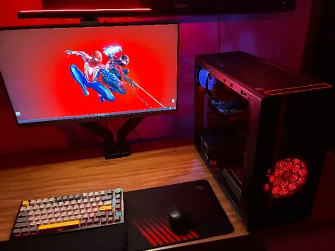 PC GAMER i3 8100 - GTX1050TI 4GB
