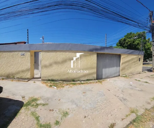 Casa com 3 Dormitórios à Venda Acarape, Teresina/PI
