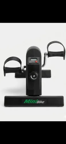 Mini Bike ergométrica na cor preta ideal para exercícios em casa, fisioterapia novo.