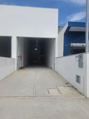 Galpão comercial para locação, 205m² na Vila Pires - Santo André/SP