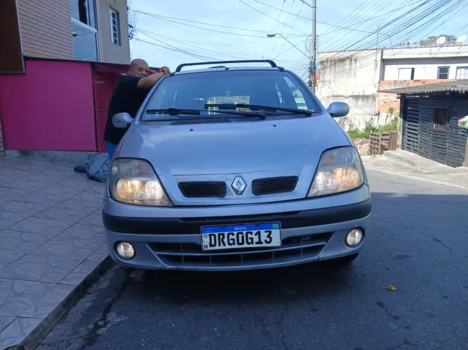 Renault Scenic Hi-flex/express. Hi-flex 1.6 16V 2005