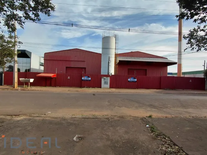 Barracão para alugar no bairro Parque Industrial Bandeirantes - Maringá/PR