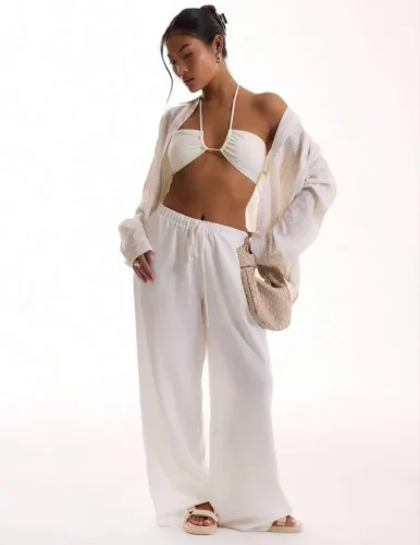 Calça branca feminina