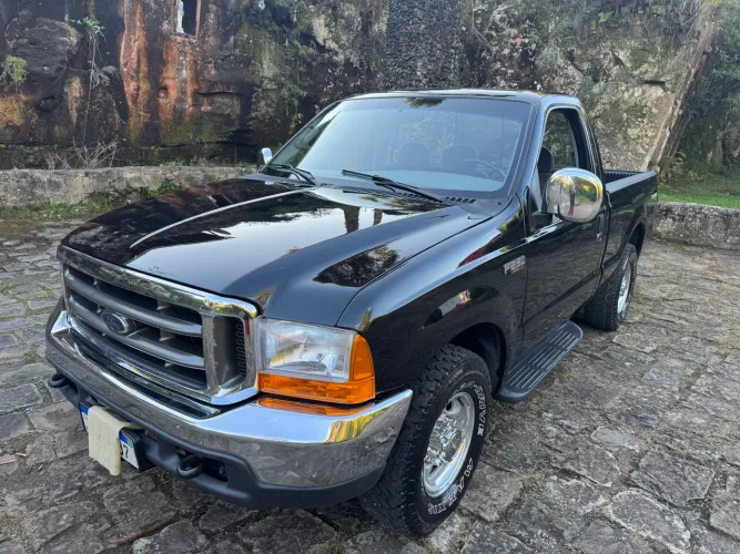 Ford F-250 XLT 4.2 TB Diesel 2000