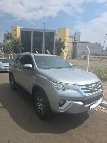 Toyota Hilux SW4 SRV 4X2 2.7 Flex 16V Aut. 2018