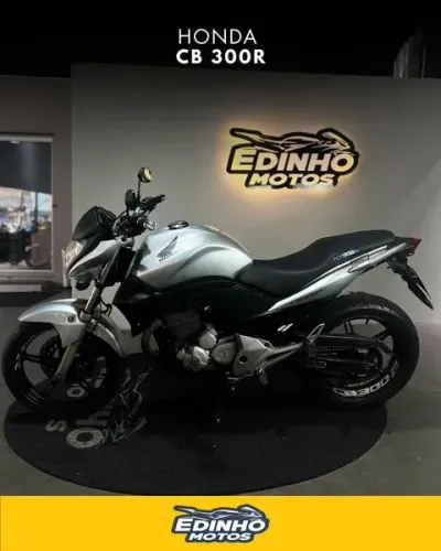 HONDA CB 300R 2010