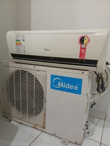 Ar condicionado 9m BTUs 