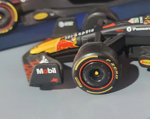 Miniatura f1 Fórmula 1 - 1/43 RedBull MC Donald's 