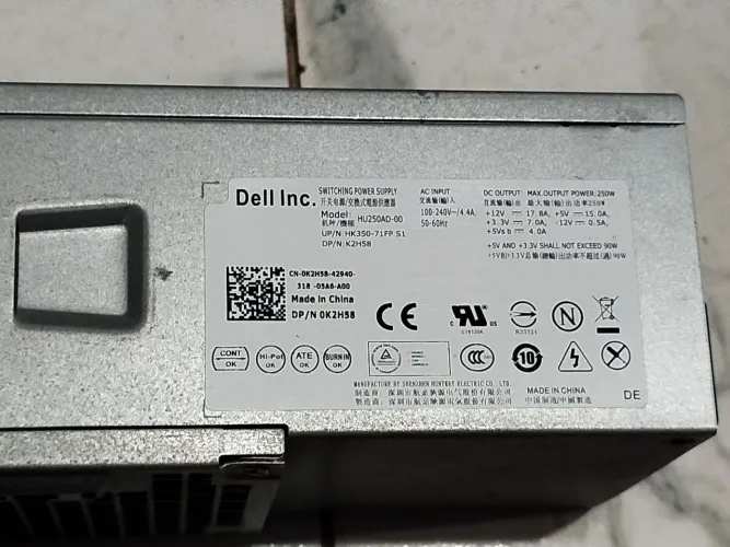 Vendo essas 3 Fontes, 2 Dell e 2 HP de PC