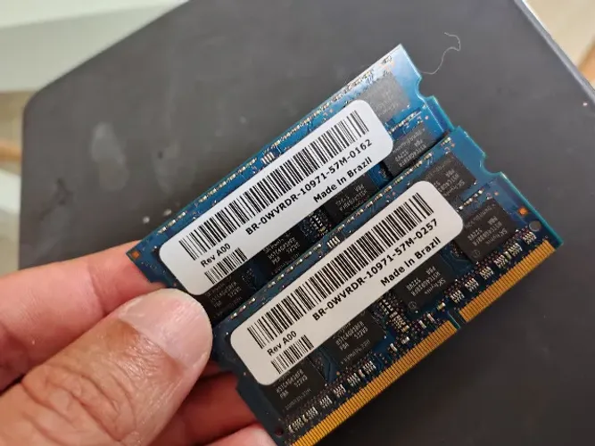 par de sticks de memória ram 8gb ddr3 