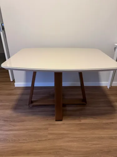Mesa 4 Lugares 115 cm x 90 cm