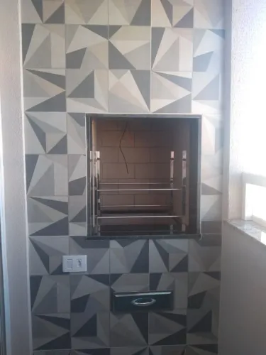 Apartamento 2/4 com churrasqueira
