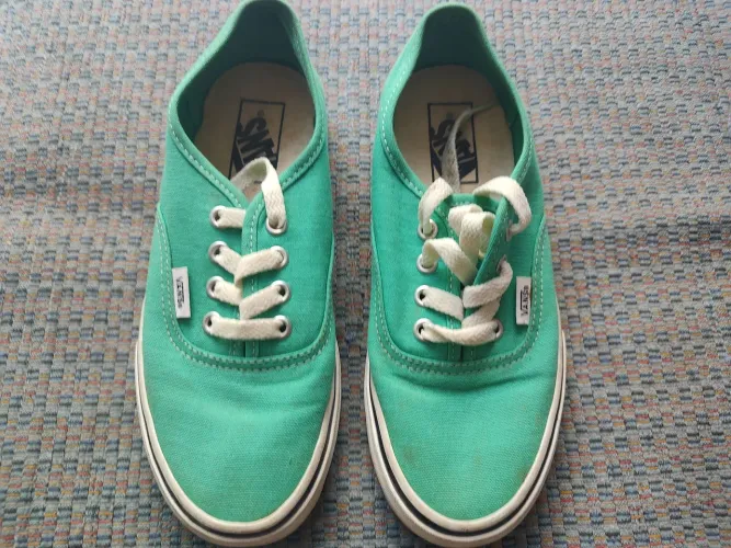 Tenis Vans - novo - 36