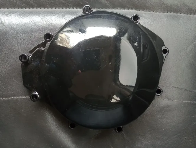 Vendo Uma Tampa do Estator da Yamaha R1