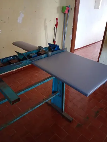 VENDO 2 BERÇOS PARA SILK SCREEN EM CAMISETAS 