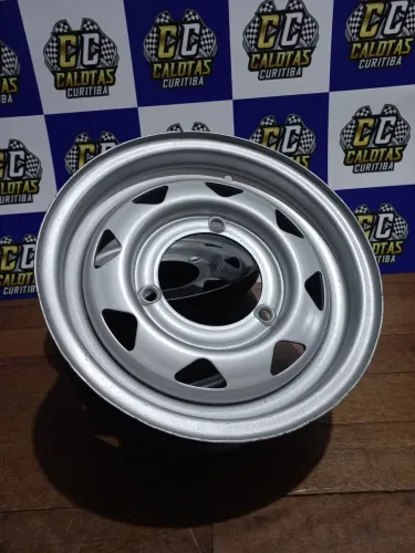 Roda aro 13 Ford Pampa e Belina 4x4. R$249,00 a roda em exelente estado. Disk entrega 