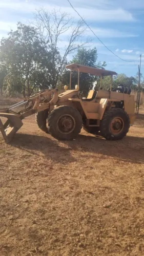 PÁ CARREGADEIRA MICHIGAN 55C 4x4 - PRONTA PARA O TRABALHO!