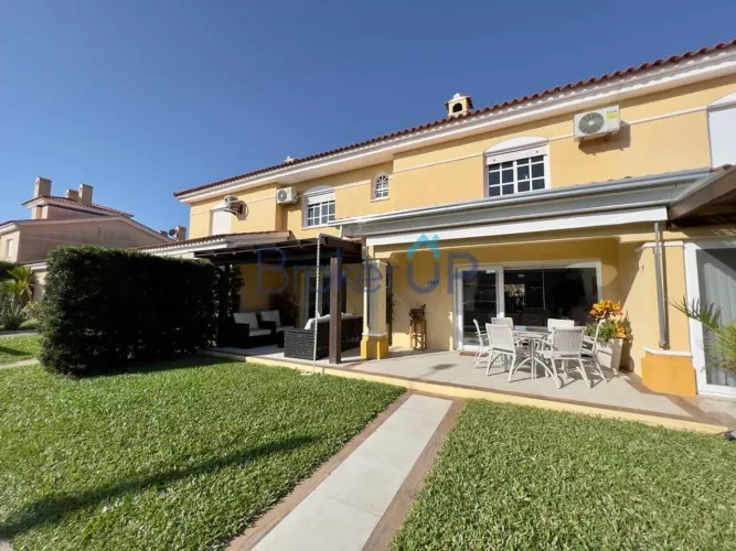 Casa de Condominio em Xangri-lá - Xangri-lá, RS