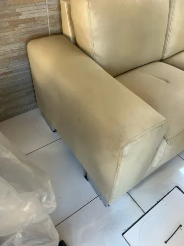 Sofá dois lugares