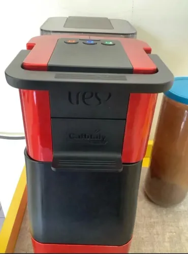 Cafeteira 3 coracoes capsula