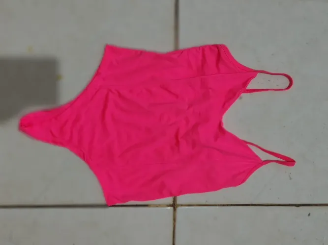 Body rosa neon