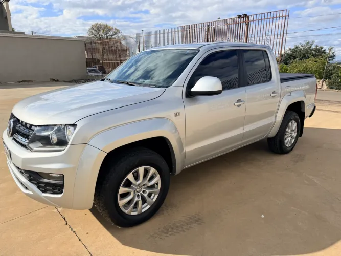 Volkswagen Amarok Comfor. CD 2.0 TDI 4X4 Dies. Aut. 2020