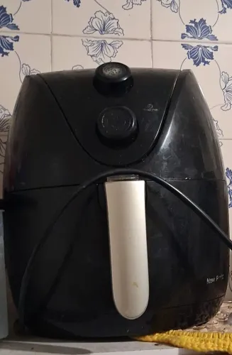 AIR FRYER MONDIAL  150 reais