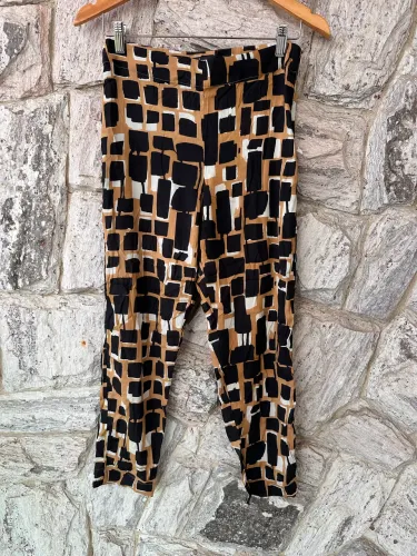 Calça Tam. 38 da Lenny Niemeyer.