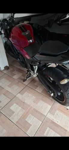 Cb500F muito nova km 32 nada a fazer zap *