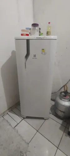 Vendo geladeira