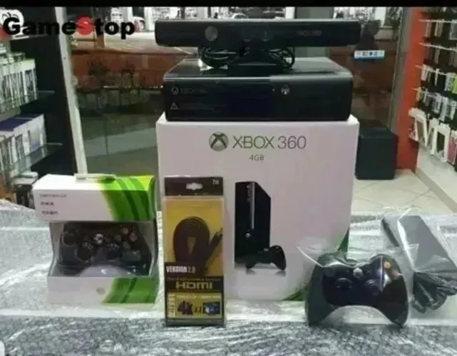 Xbox 360 Completo com Kinect/Destravado com HD 500GB C/8000 Jogos Lançamentos(Garantia)