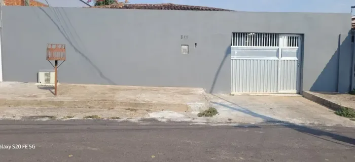 Vendo casa de 3 quartos em - Macapá - AP