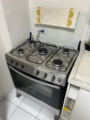 Fogão 6 bocas Consul