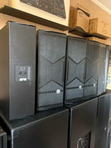 Line Array SB Pro 208 Passiva 600W