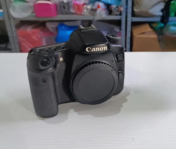 Câmera digital Canon 70D (Corpo)