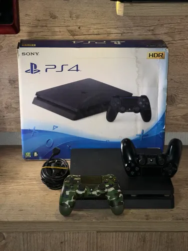 Oportunidade! PS4 Slim de 1tb - Zero C/ 2 controles sem defeitos - C/ Caixa (Entrego)