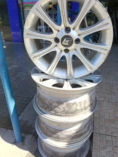 Jante de liga leve aro 15